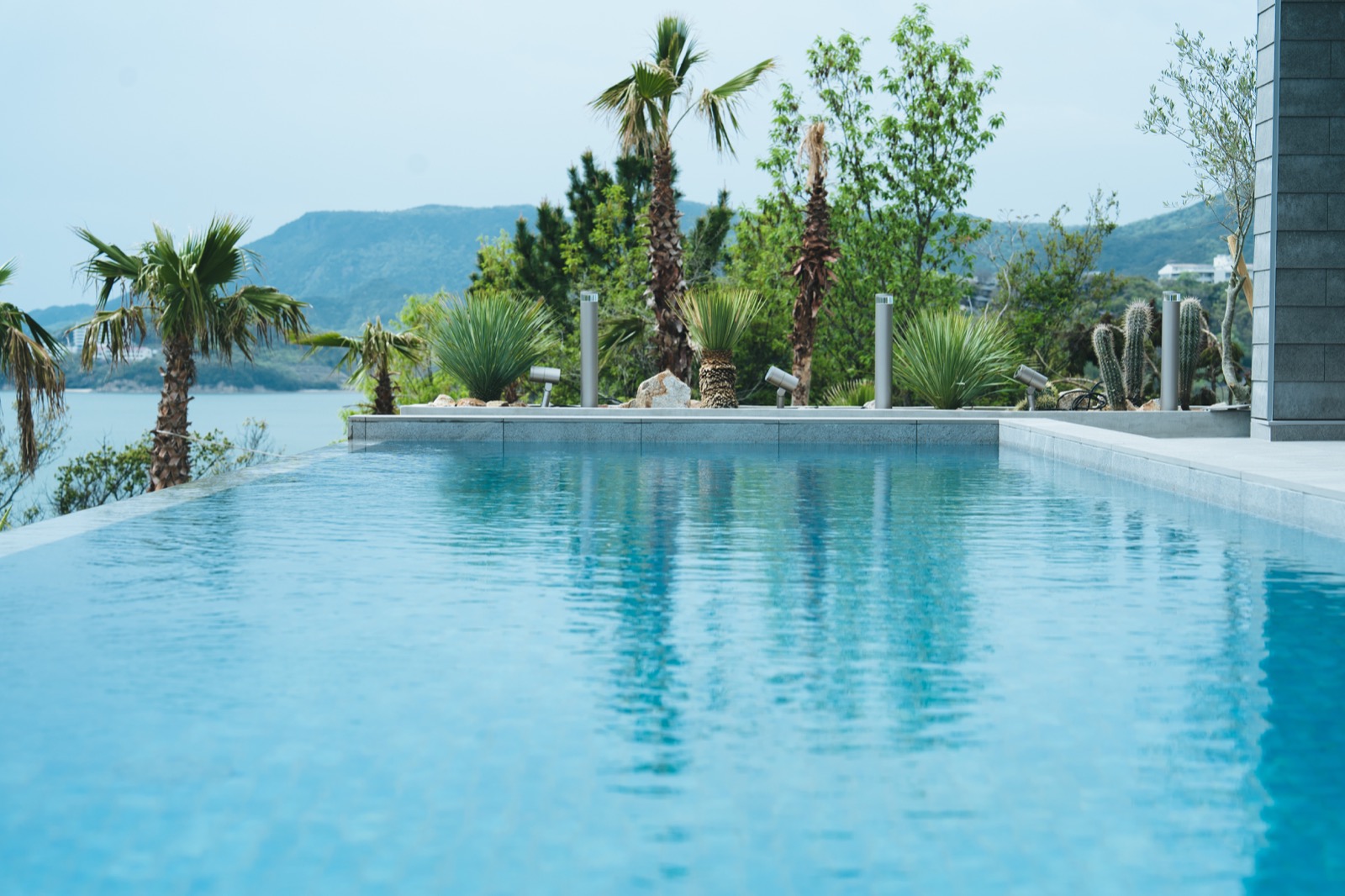 プライベートプール